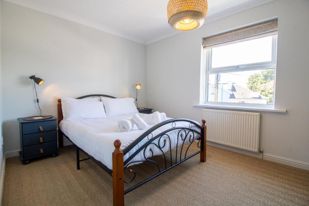 Laurels- 3-Beds, Parking, Short Walk To Beach Торки Экстерьер фото